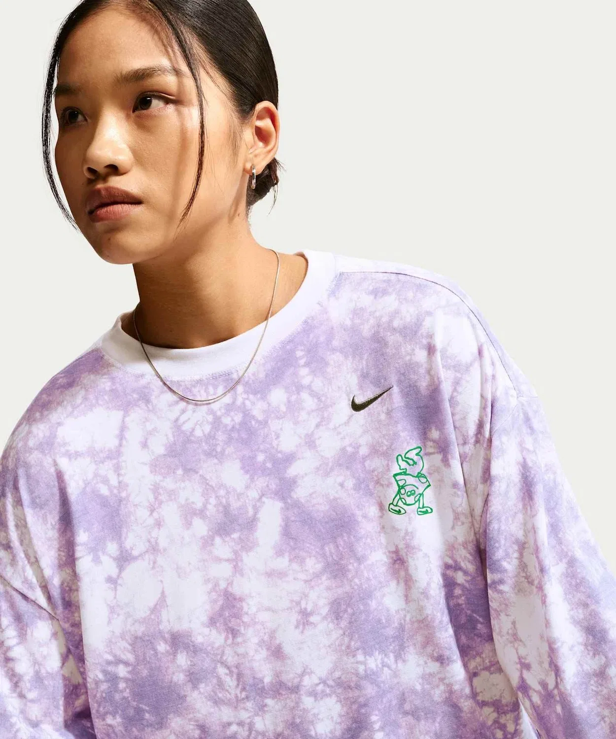Женская футболка с длинным рукавомоверсайз NIKE IW1215-544, Purple — фото 4