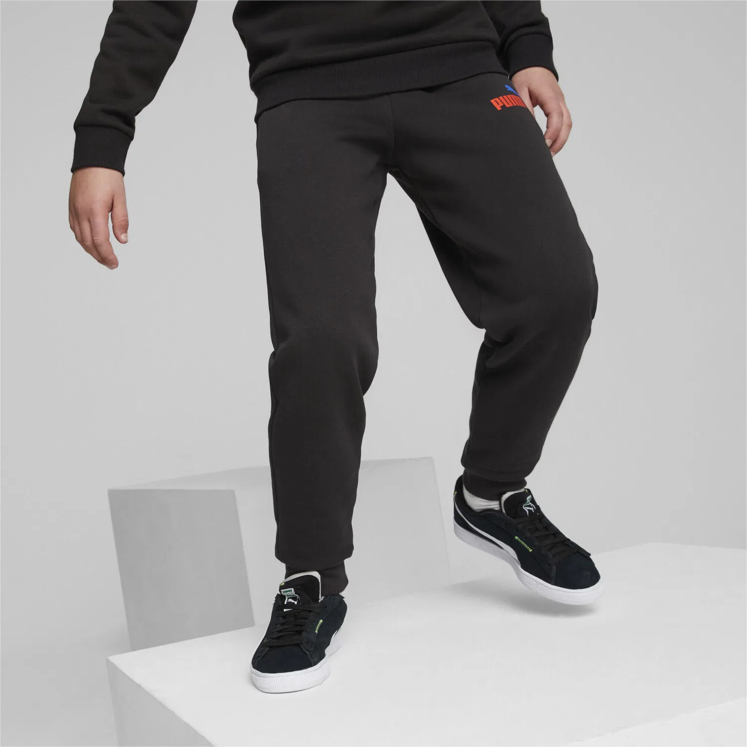 Детские штаны спортивные с утягивающим поясом Essentials+ Two-Tone Logo Puma, Black Warm Earth — фото 2