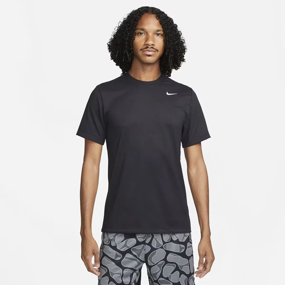 Мужская футболка с технологией Dri-FIT Nike Dri-FIT Legend, Negro