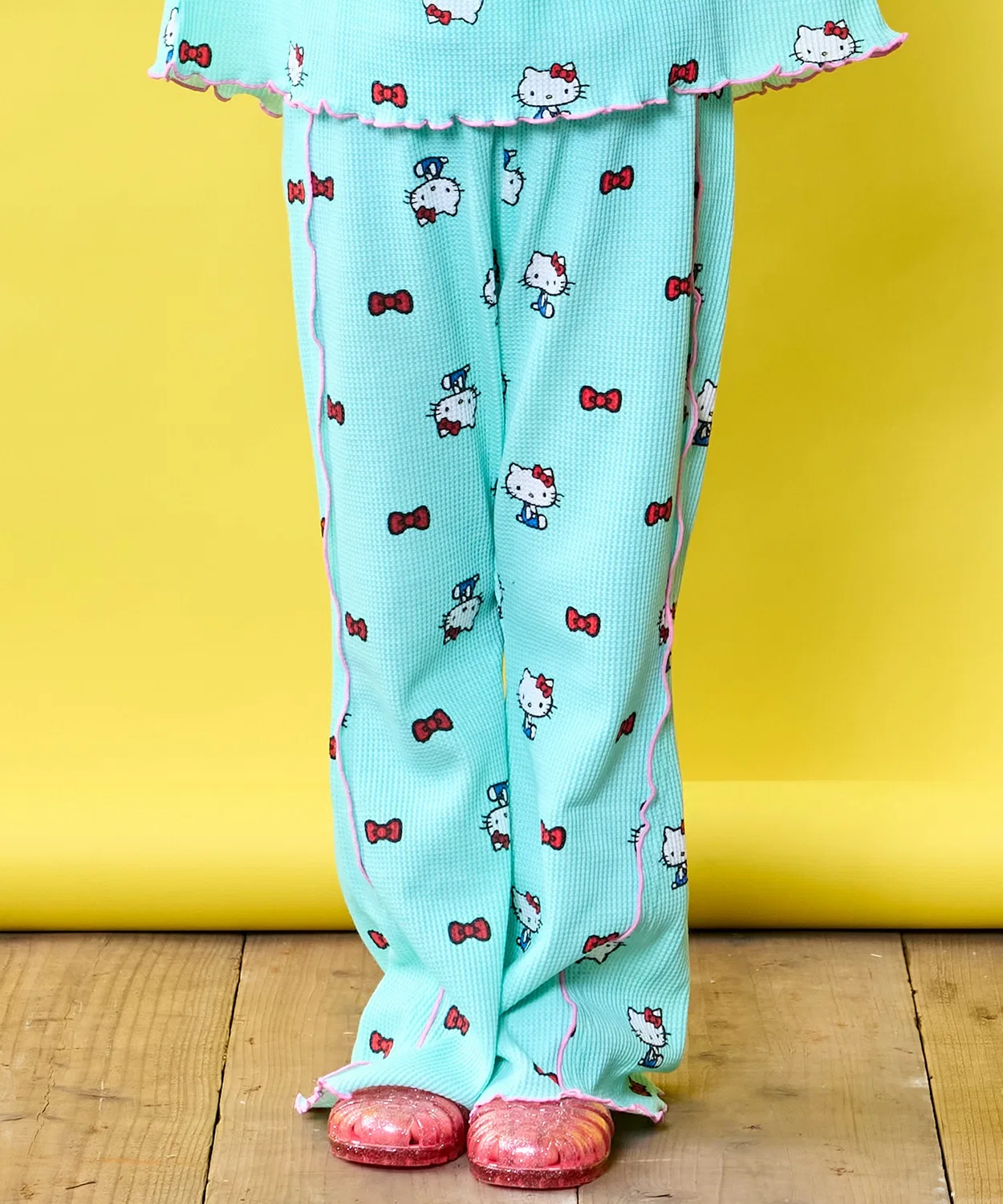 Детские брюки-клеш с принтом Hello Kitty MARKEY'S, Purple — фото 3