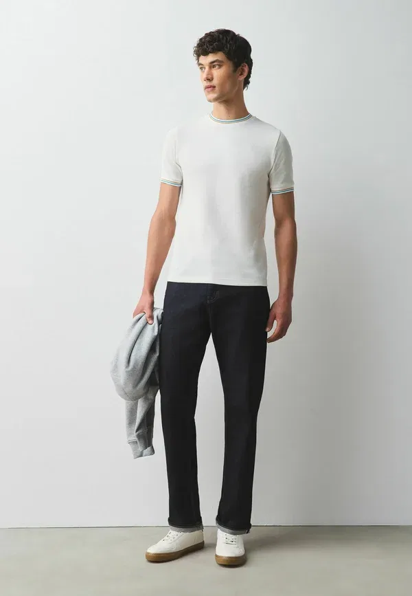 Футболка хлопковая Regular Fit Tipped Slim T-shirt Next, Ecru, экрю — фото 2