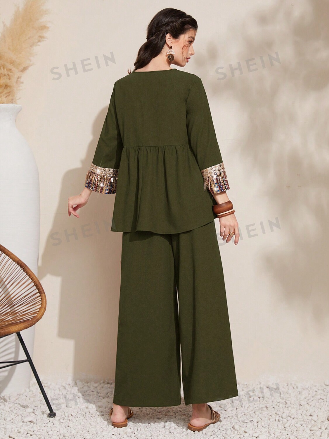 

Топ с блестящими кисточками Shein Mulvari и широкие брюки, зеленый
