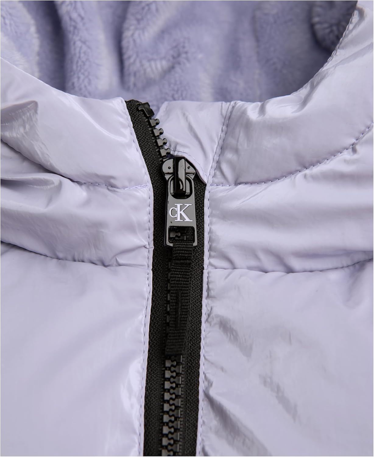 Укороченная зимняя куртка-пуховик Calvin Klein для девочек с капюшоном и флисовой подкладкой, Legacy Cosmic Sky Shine — фото 3