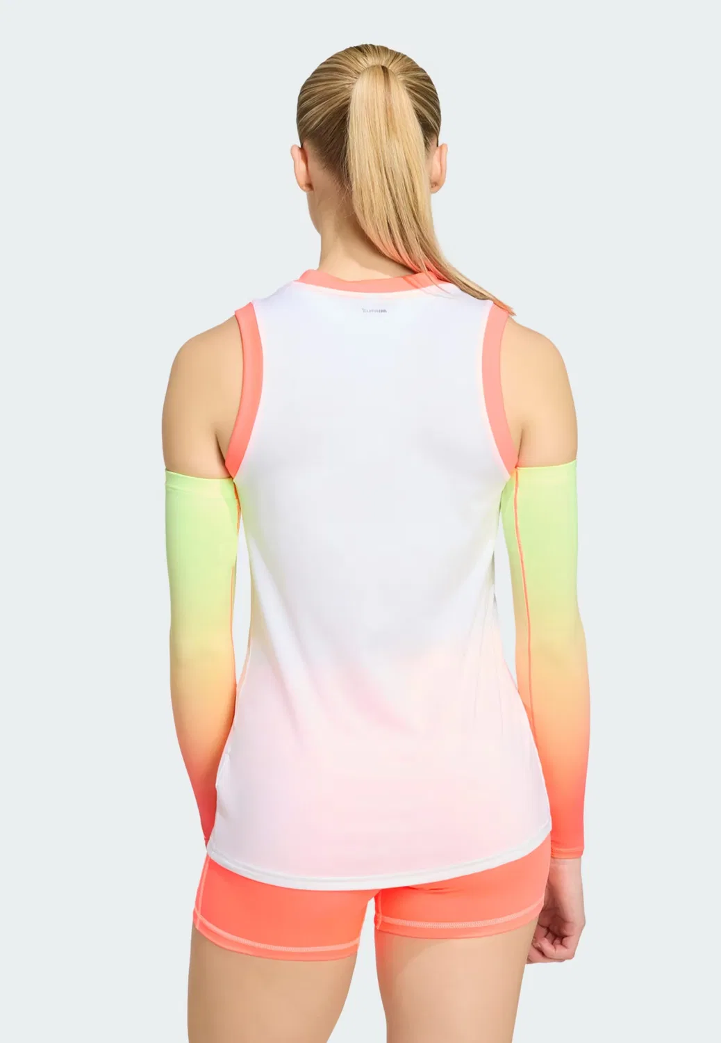 Спортивная футболка Adidas Performance Quickset белого цвета — фото 3