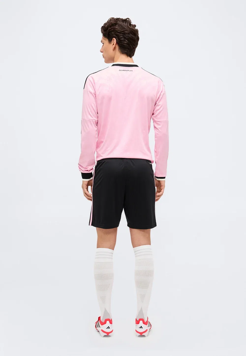 Шорты «Ювентуса» для выездных матчей сезона 26/27 - клубная форма Adidas Originals, Black — фото 3