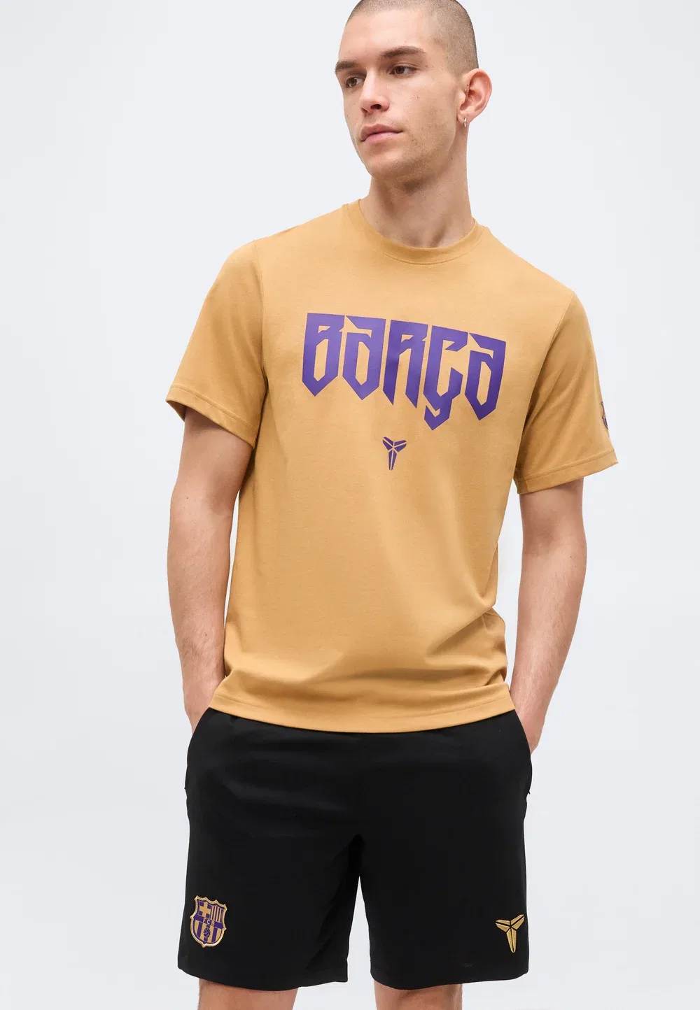 Короткие шорты FCB - клубная одежда Nike Performance, Black/Field Purple/Metallic Gold-Coloured — фото 4