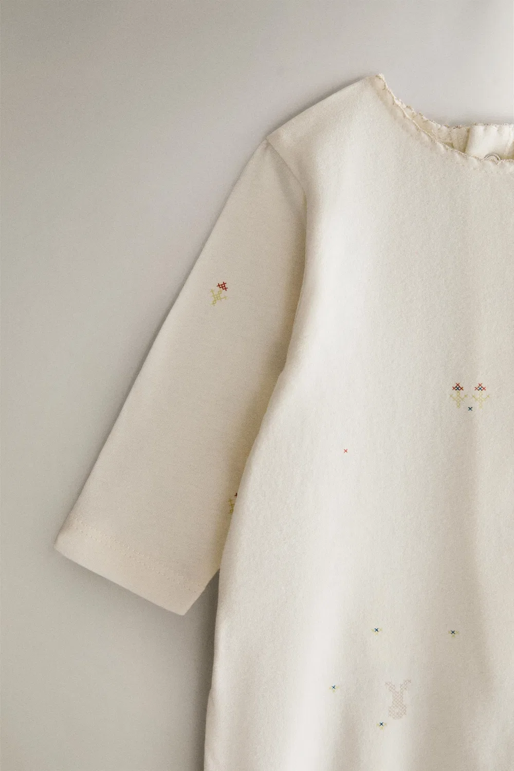 Детский комбинезон с кроликом и цветочным принтом ZARA, Oyster-white — фото 2