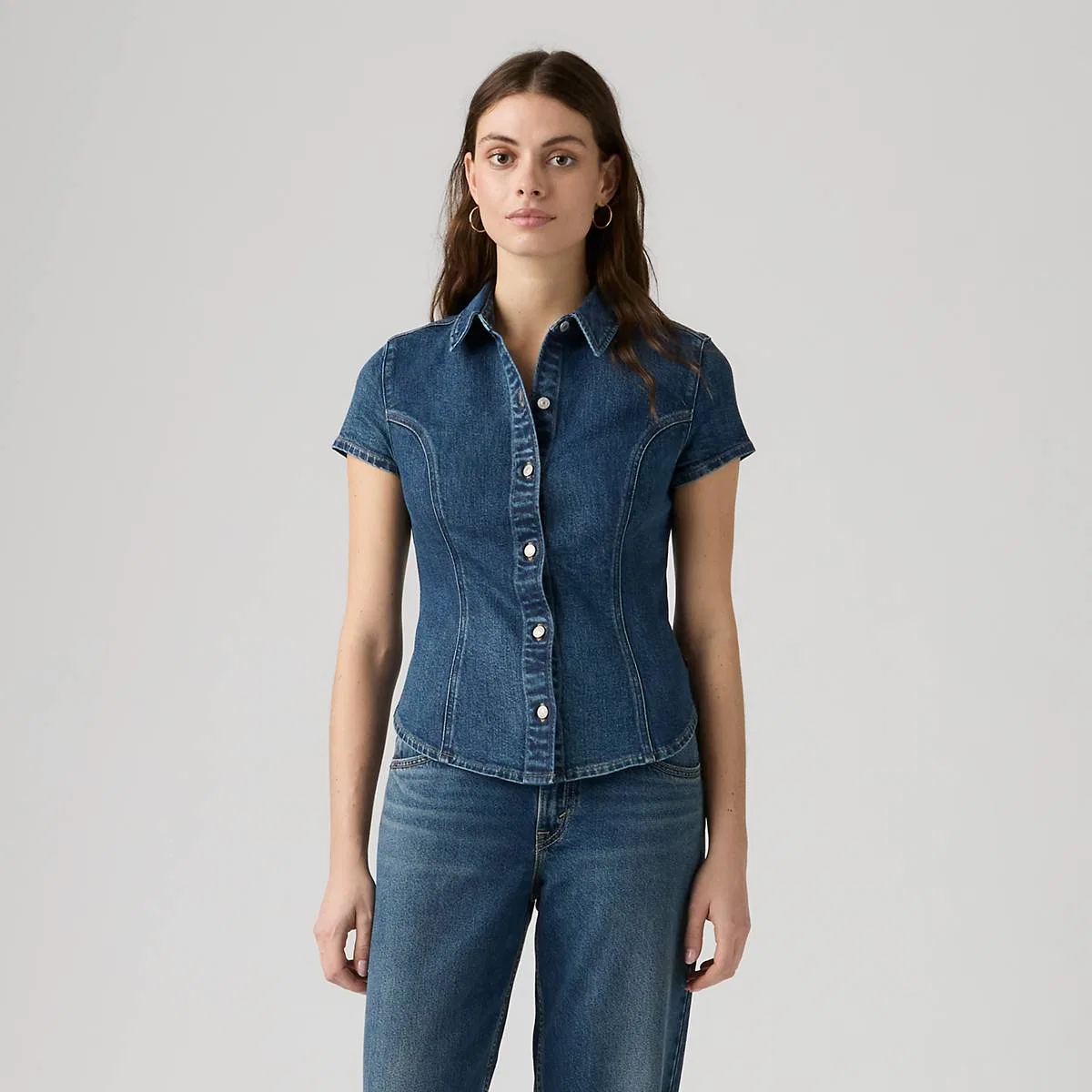 Джинсовая рубашка с коротким рукавом Levi's, As Seen On Tv Shirt - Dark Wash — фото 3