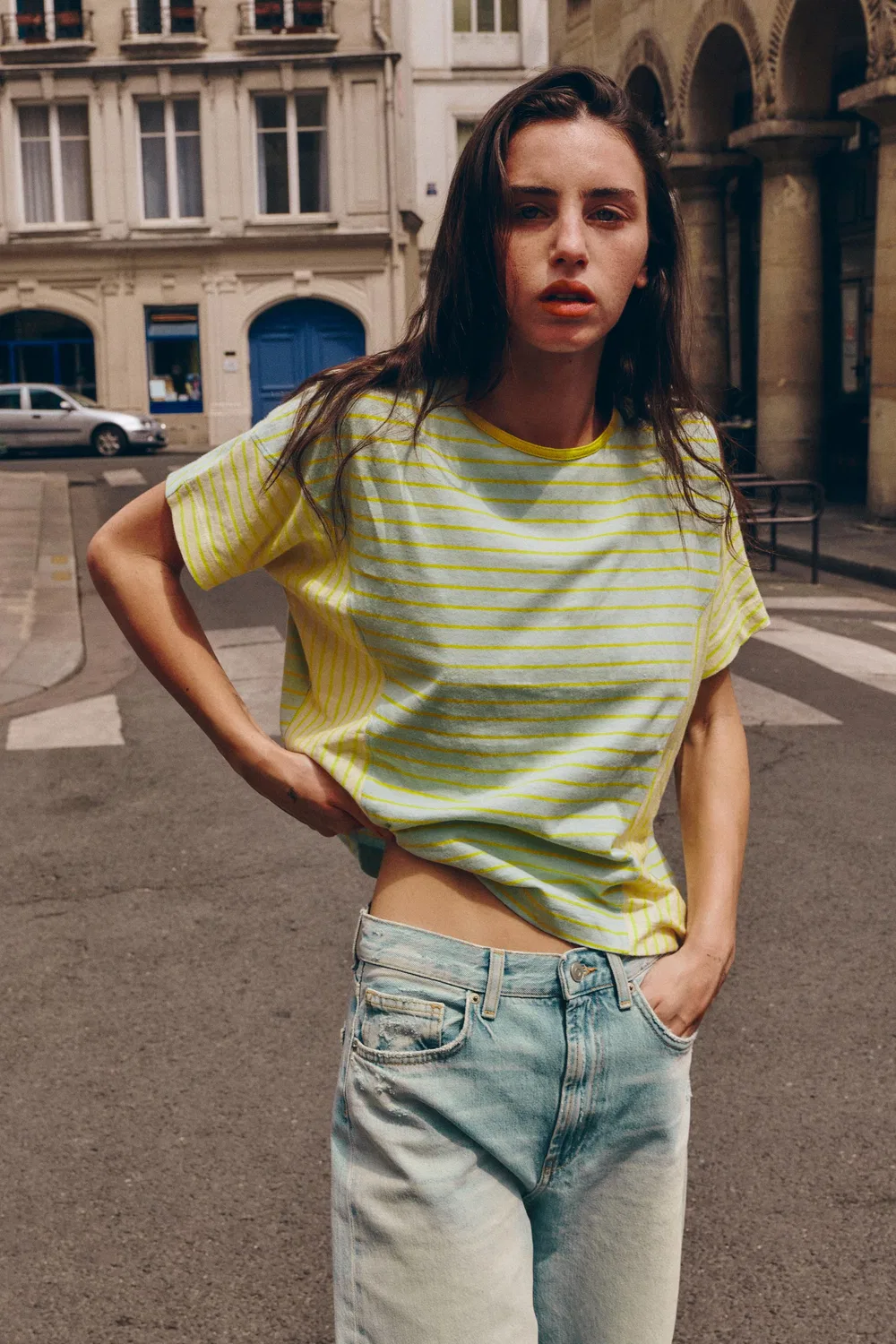 Футболка в полоску из хлопка и льна ZARA, washed green