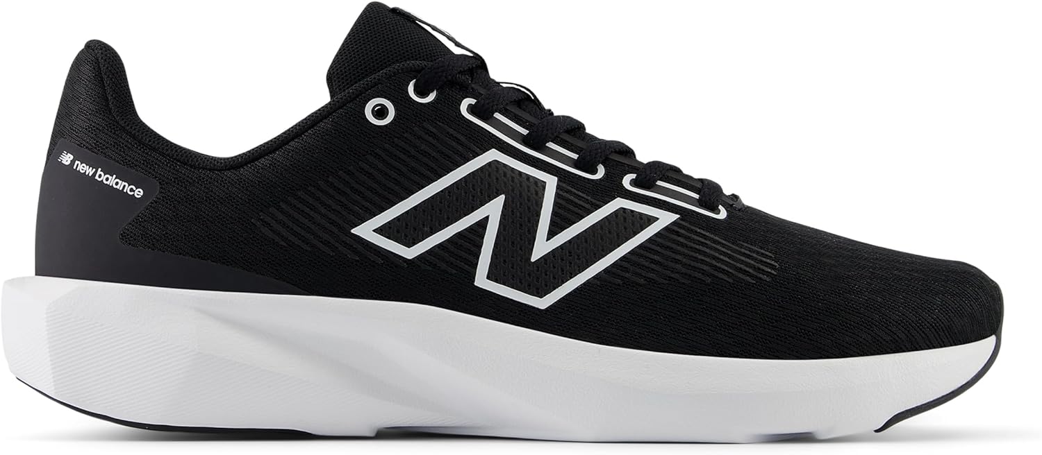 

Мужские кроссовки для пешего туризма New Balance, Black