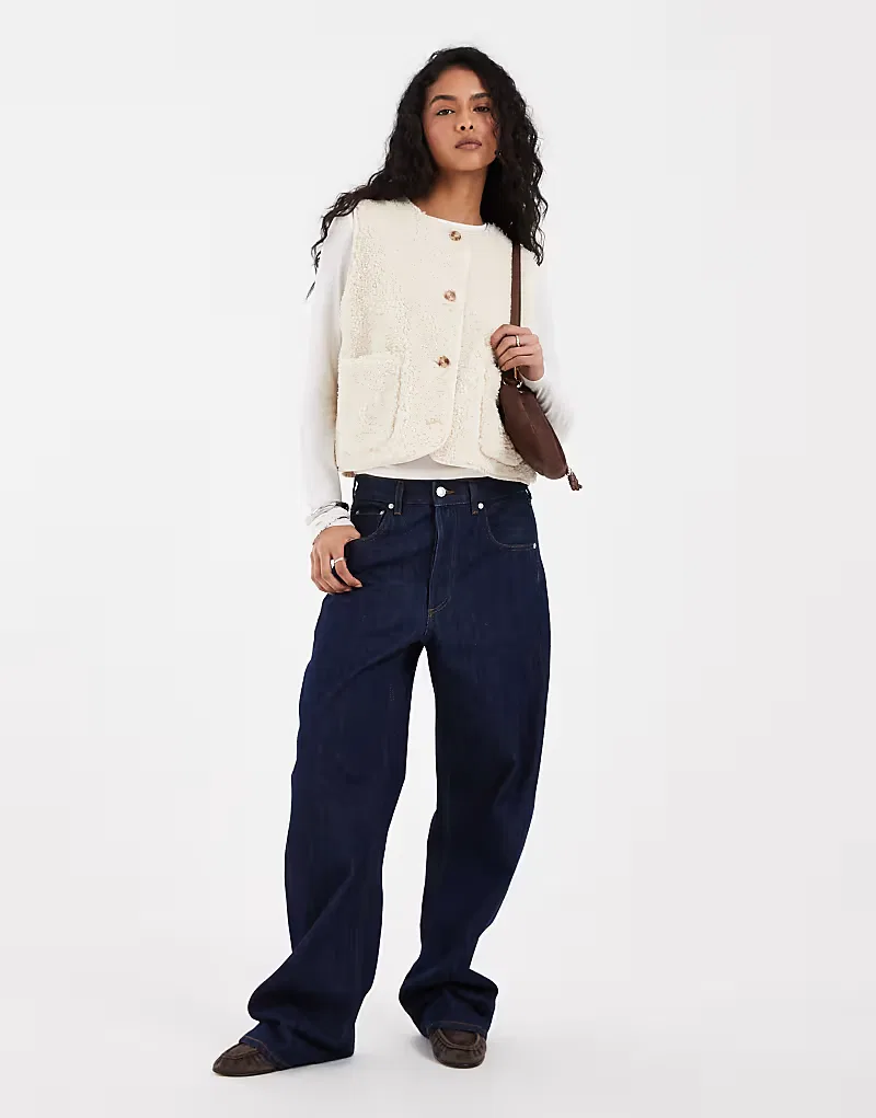Жилет Rema Sherpa Levi's, белый — фото 3