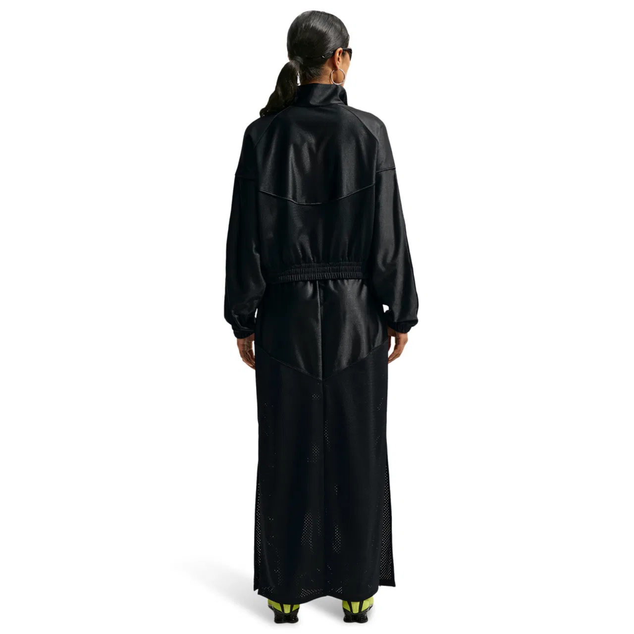 Женская куртка Windrunner Nike, цвет Sail/Black — фото 4