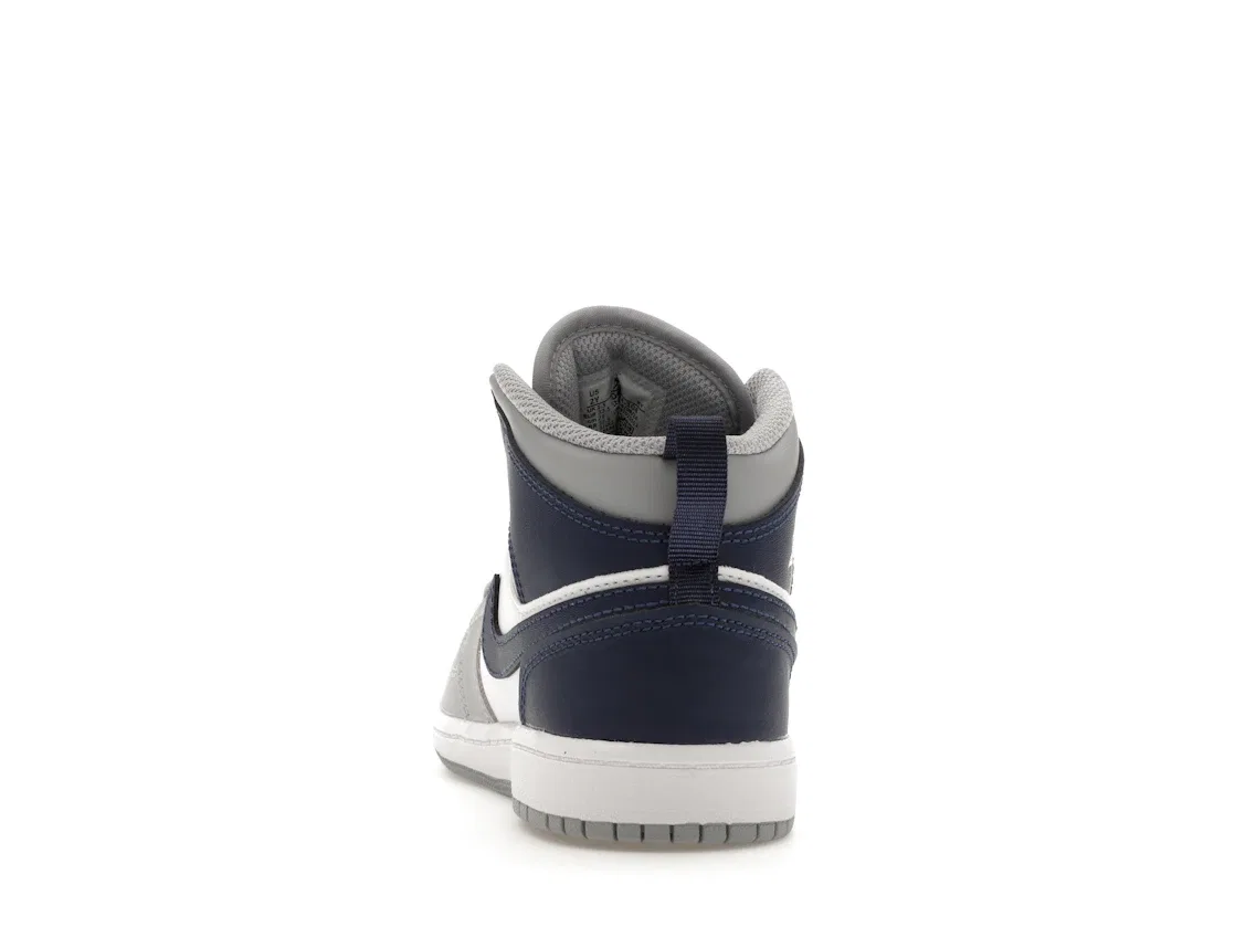 Детские кроссовки для мальчиков с цветовой гаммой Jordan 1 Mid Jordan, White/Wolf Grey/Midnight Navy — фото 4
