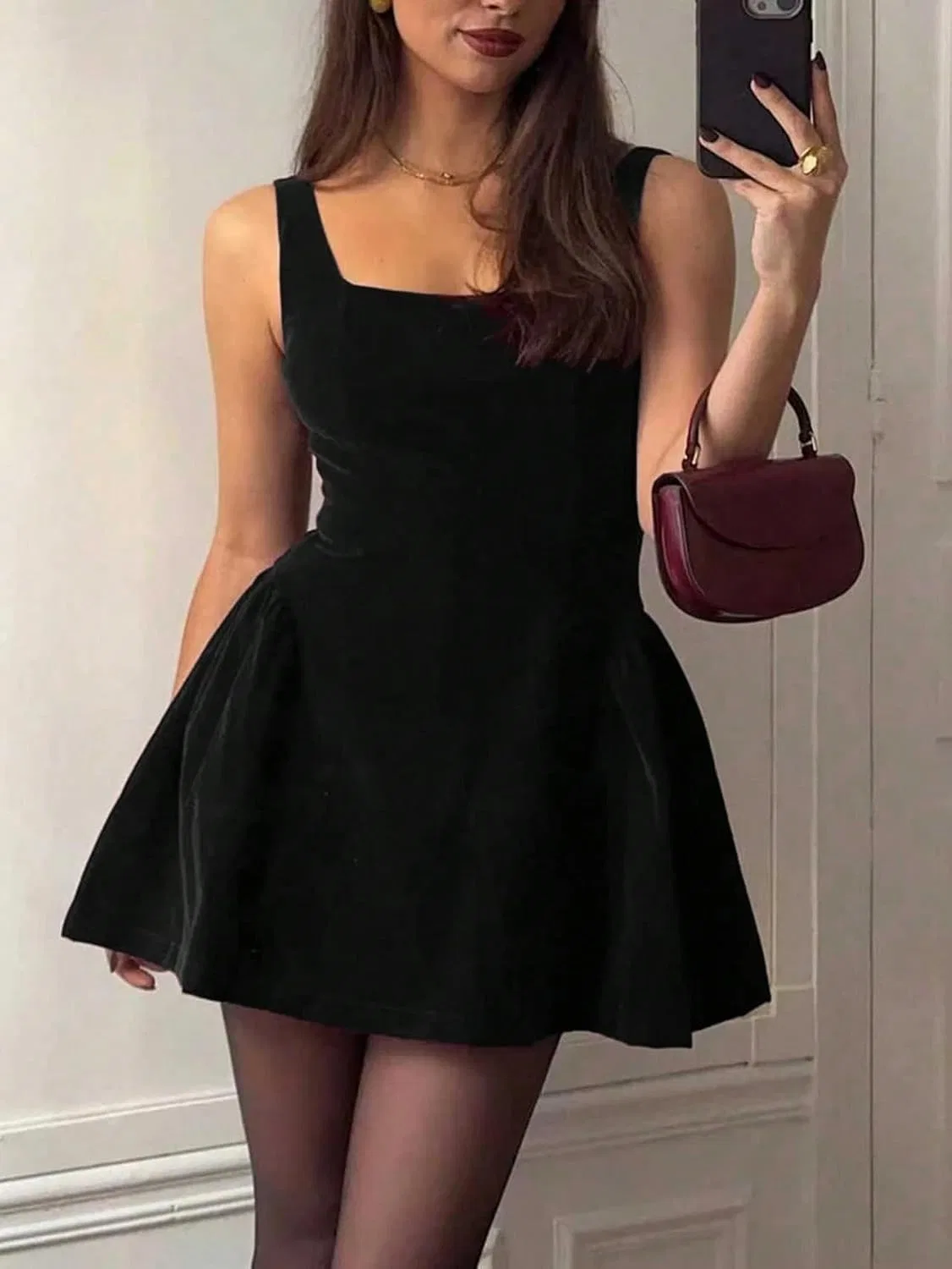 Женское элегантное A-силуэта платье с открытой спиной, Black — фото 4
