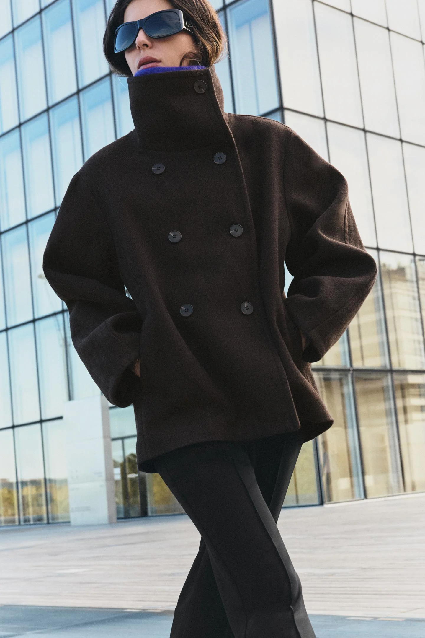 Пальто Zara Corto Cuello Subido, коричневый