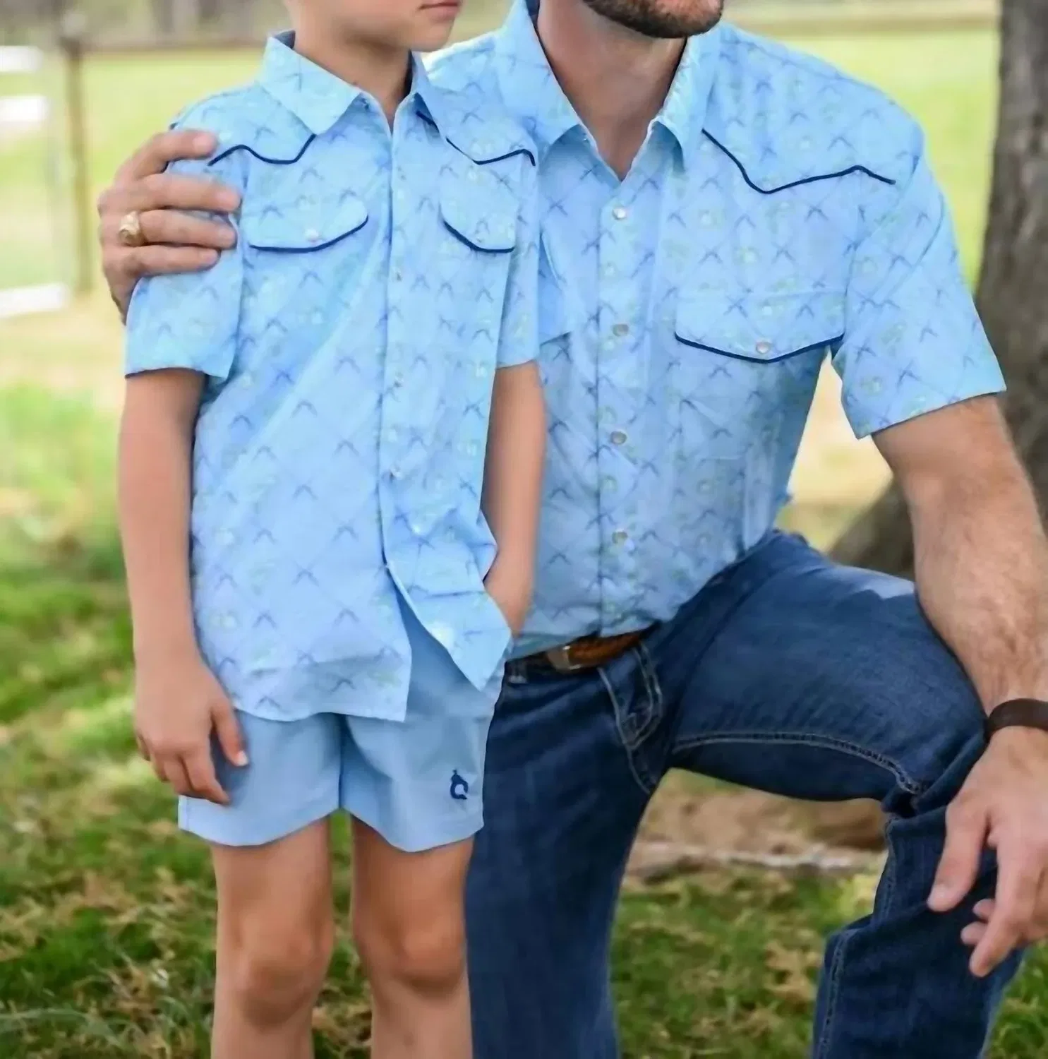 Детская рубашка для мальчиков с коротким рукавом с принтом Fisherman Shirt, синийBlue Quail Clothing Co. Синяя — фото 3