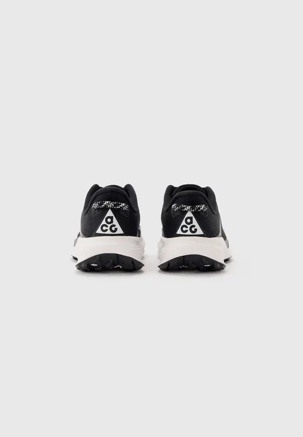 Кроссовки с защитой от холода Pegasus trail unisex Nike Acg, Summit White, Anthracite, белый/черный — фото 3
