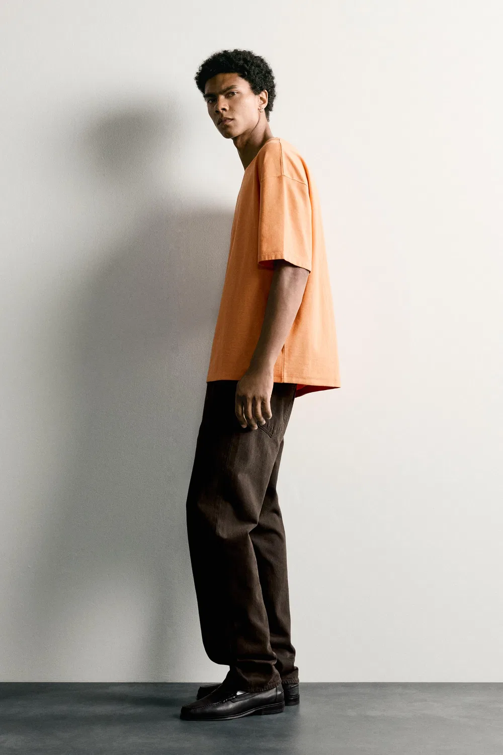 Футболка свободного кроя с декоративными швами. ZARA, Orange — фото 4