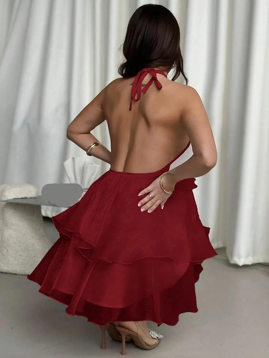 Женское мини-платье без рукавов на бретелях с открытой спиной, Red — фото 3