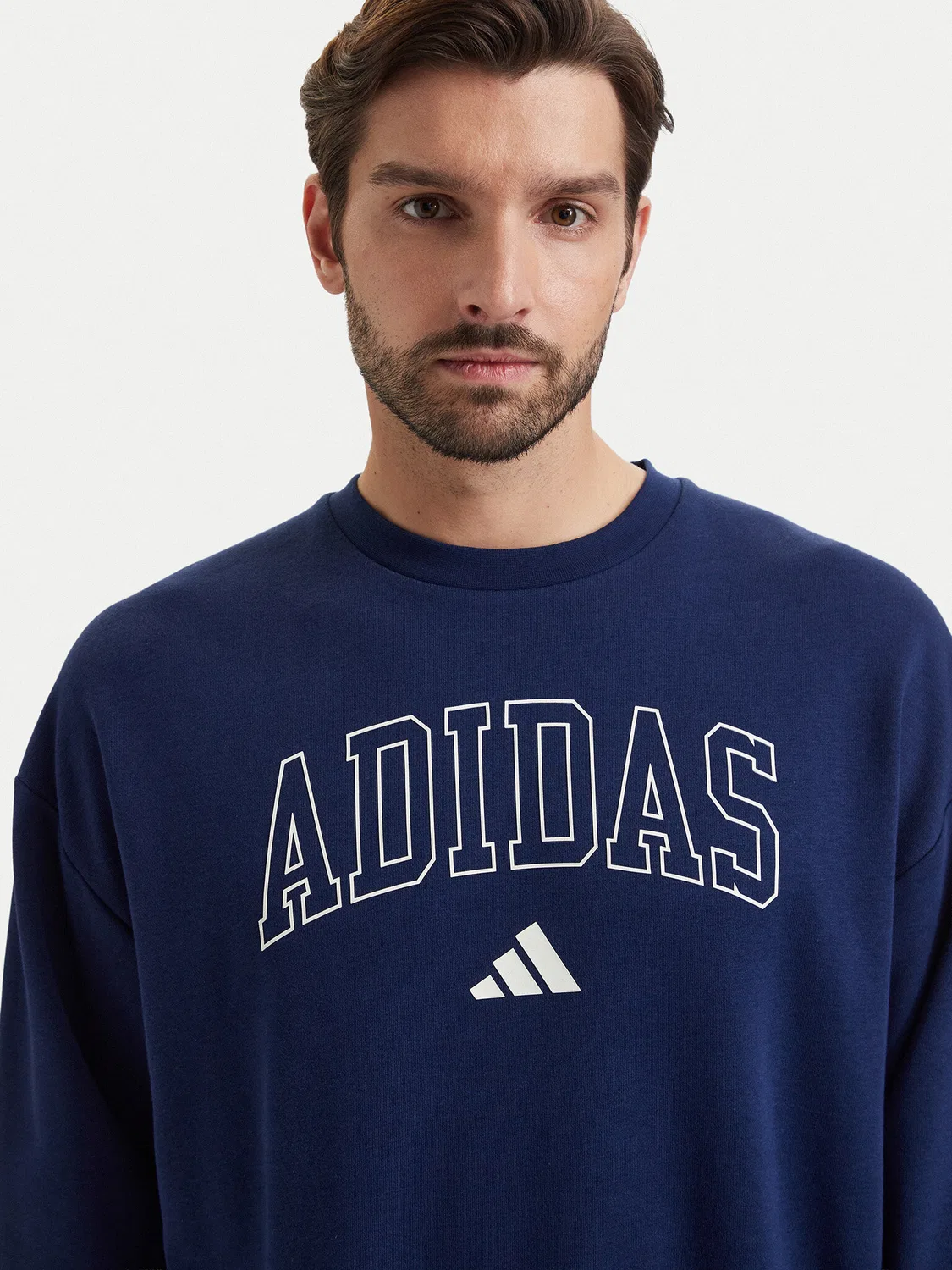 Мужская толстовка стандартного кроя Seasonal Essentials Collegiate French Terry Crew Sweatshirt Adidas, синий — фото 4