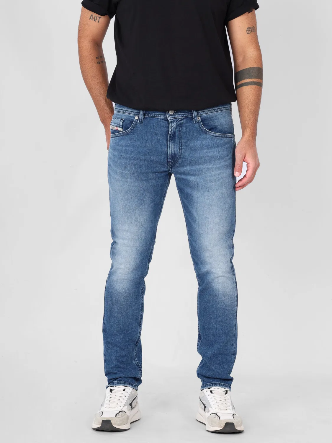 Джинсы Diesel Slim fit THOMMER-R дымчато-синего цвета — фото 2