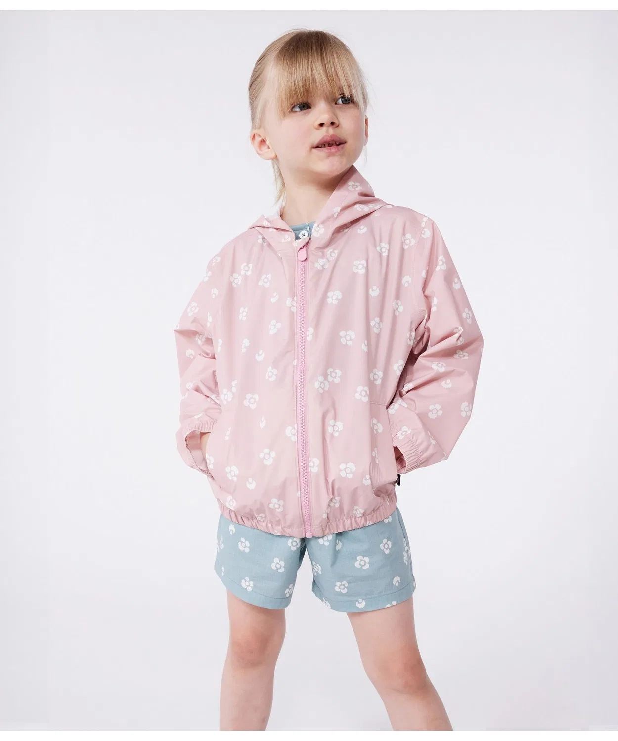 Детская куртка-ветровка с цветочным принтом, модель Windbreaker PETIT BATEAU, White/Pink