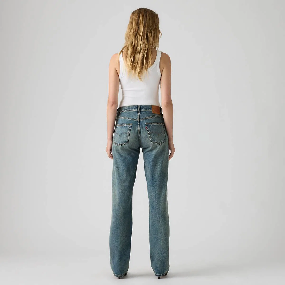 женские джинсы 501 90-х годов Levi's, Craft Of Love - Medium Wash — фото 3