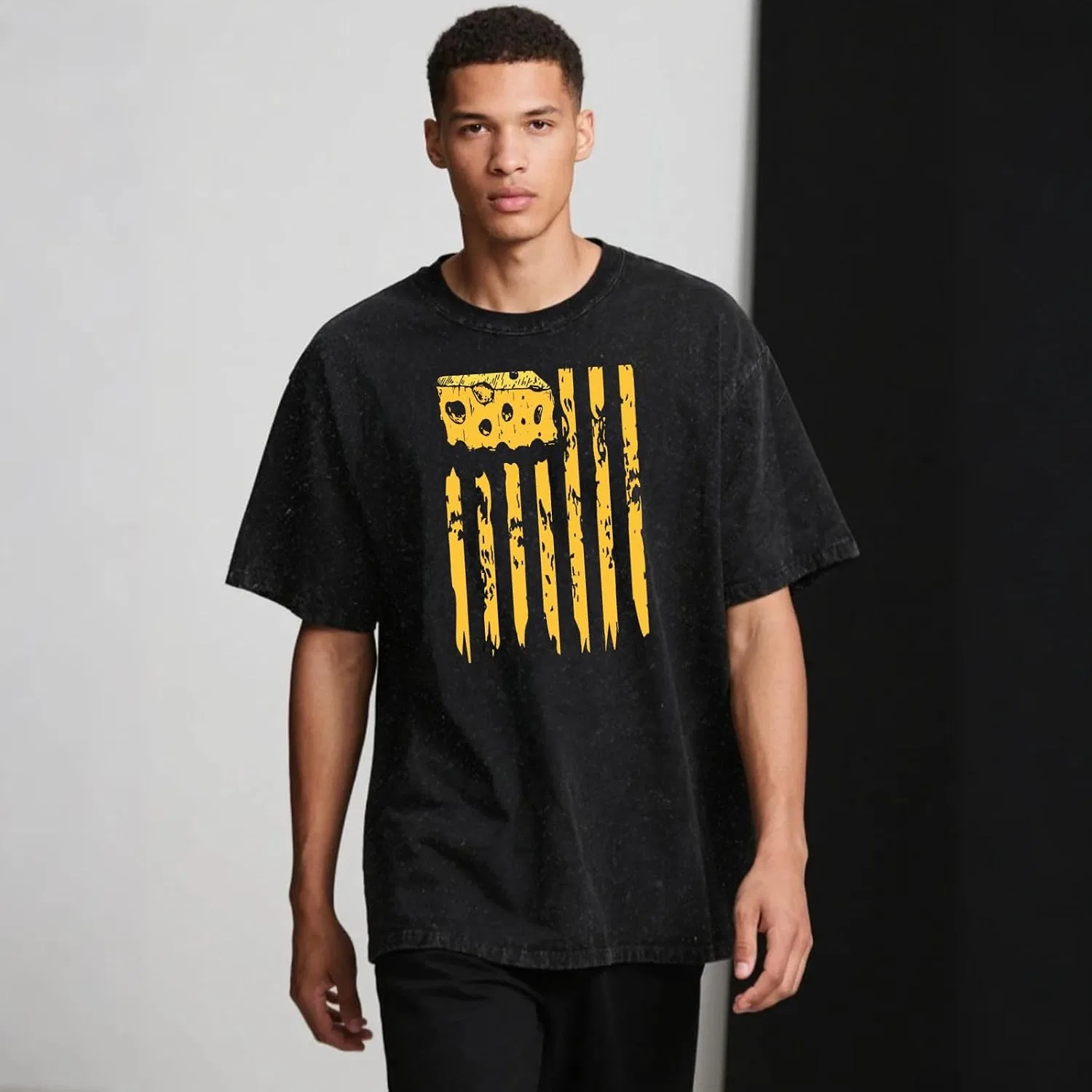 Мужская футболка с принтом Green Bay Cheese Flag Vintage Style, Wash Black — фото 4