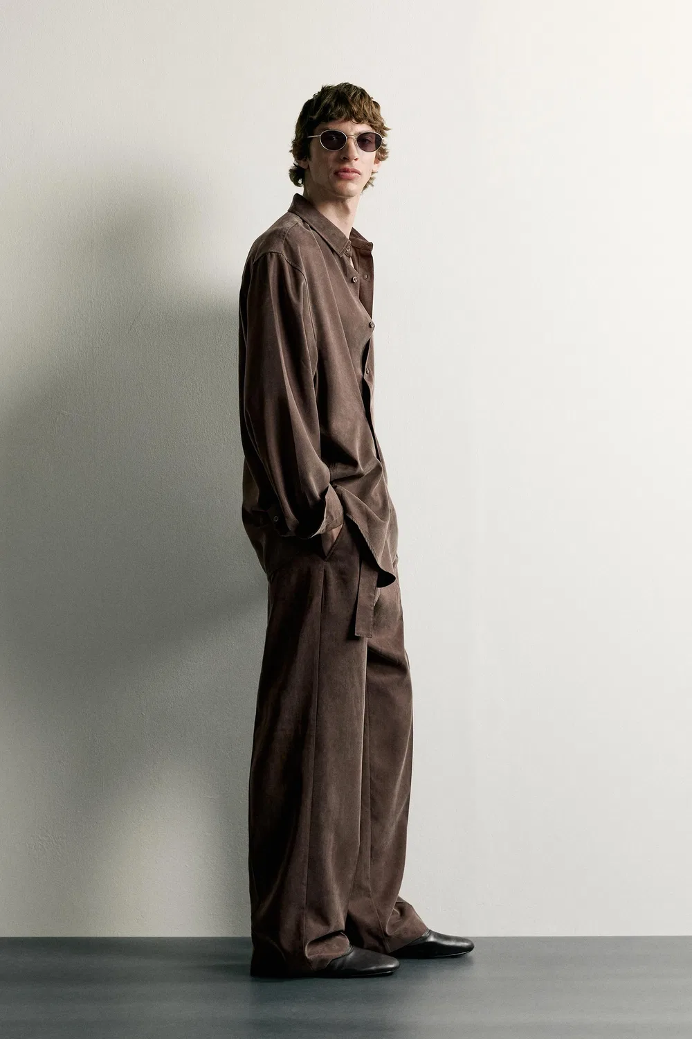 Свободные брюки свободного кроя с поясом ZARA, Dark brown — фото 4