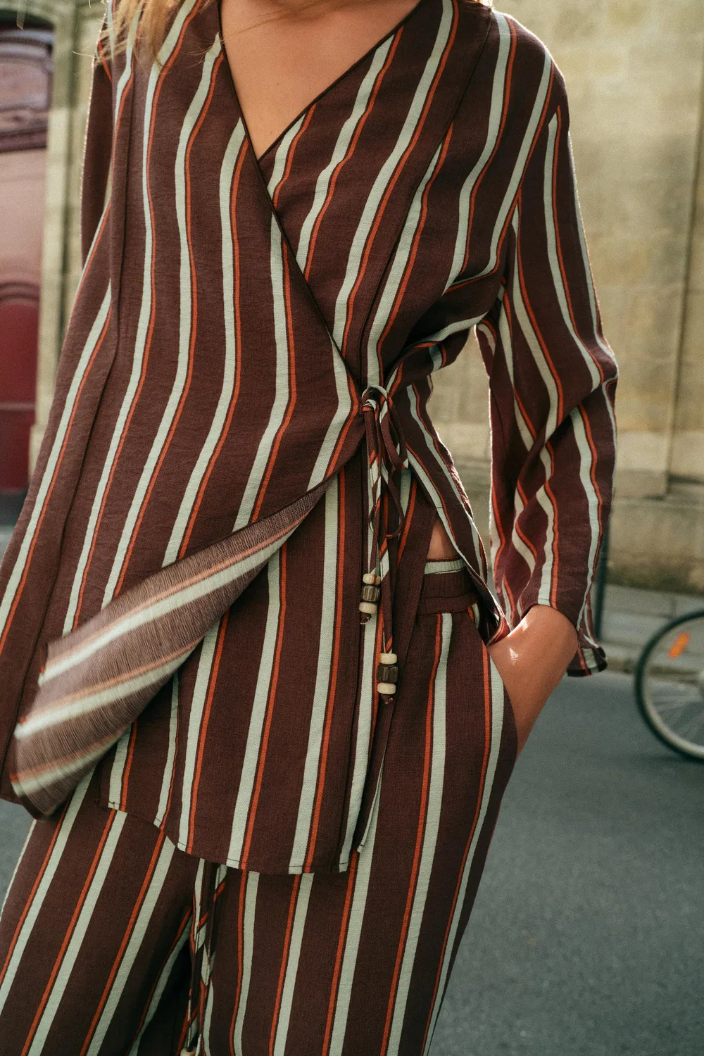 Полосатая куртка-халат ZARA, Brown Stripes — фото 2