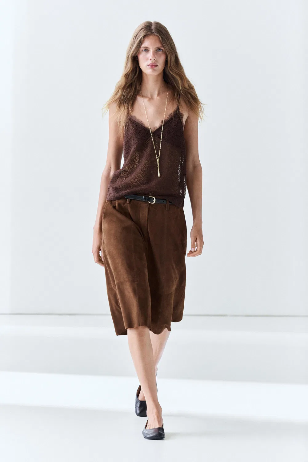 Топ Massimo Dutti, с кружевной отделкой, коричневый