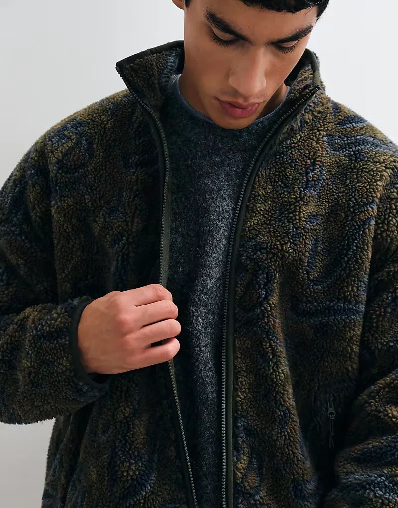 Куртка Levi's Nolan Sherpa с воротником-стойкой и принтом — фото 3