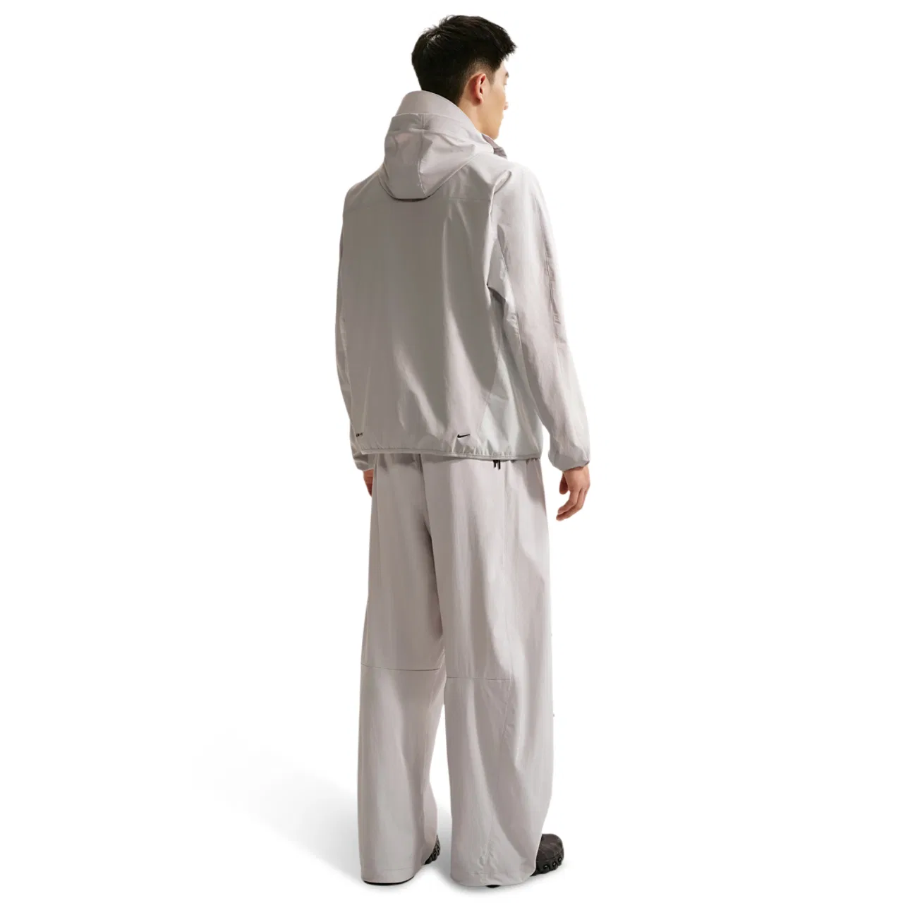 Мужская куртка с капюшоном, Dri-FIT, Tech Helios, Nike, Off White/Black/Grey Fog — фото 4