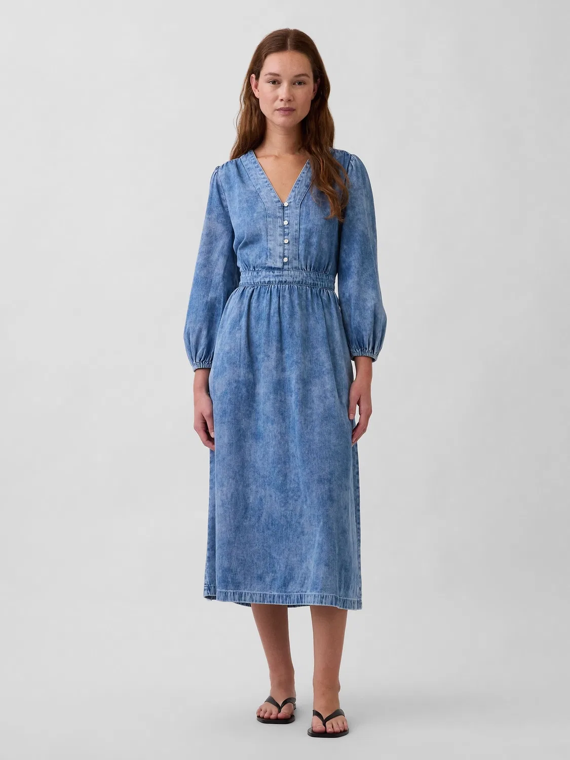 Платье джинсовое миди, V-образный вырез Gap, Medium wash