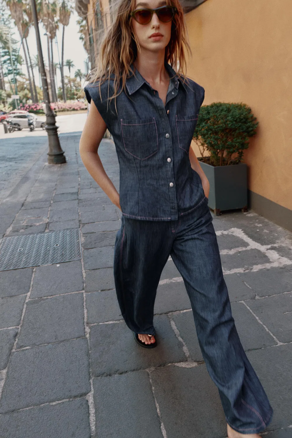 Рубашка с баской из льняной смеси с подплечниками ZARA, Indigo — фото 3