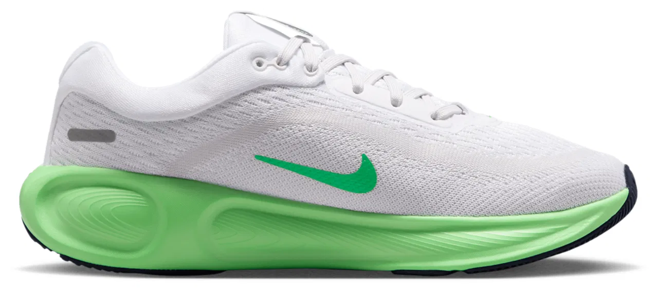 Детские кроссовки для мальчиков с амортизацией ComfiRide Nike Stellar Ride Nike, Photon Dust/White/Illusion Green