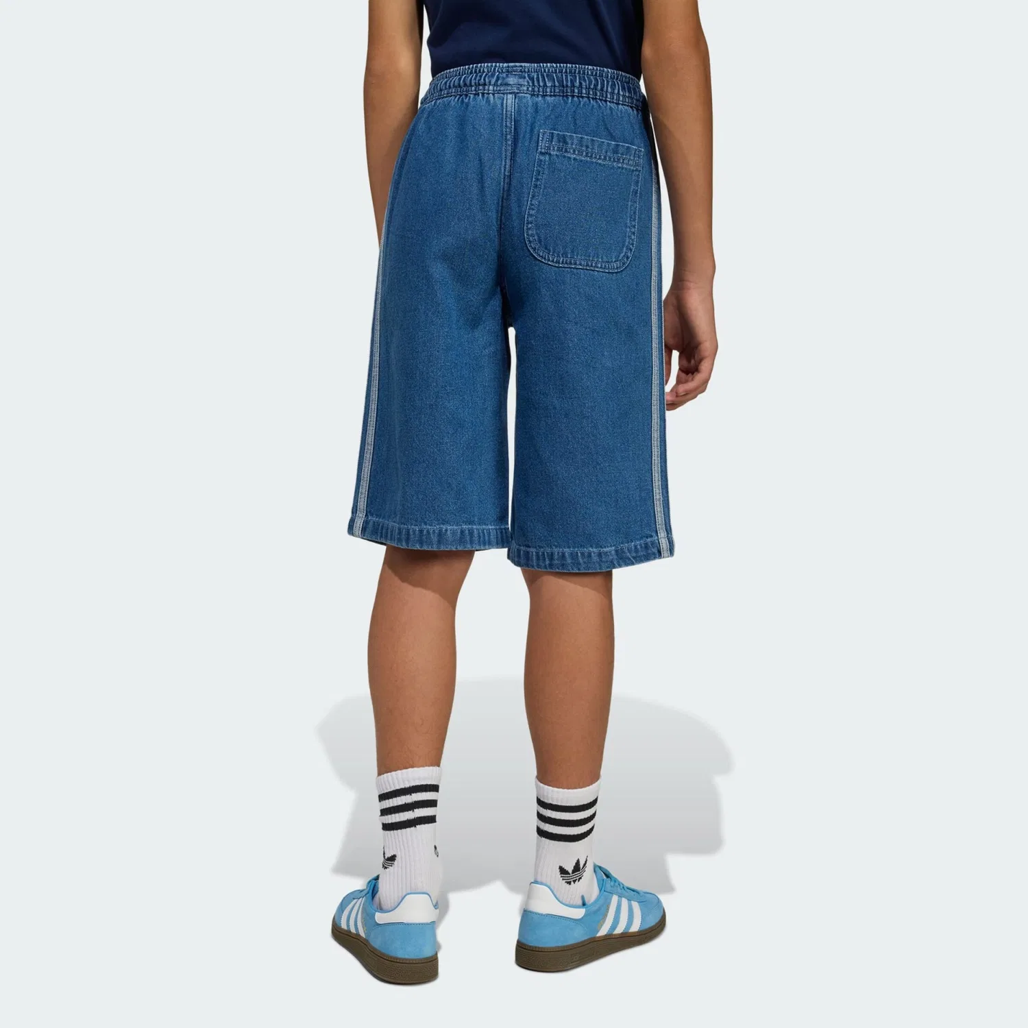 Джинсы Adidas Originals свободного кроя цвет опаловый, синий деним — фото 3