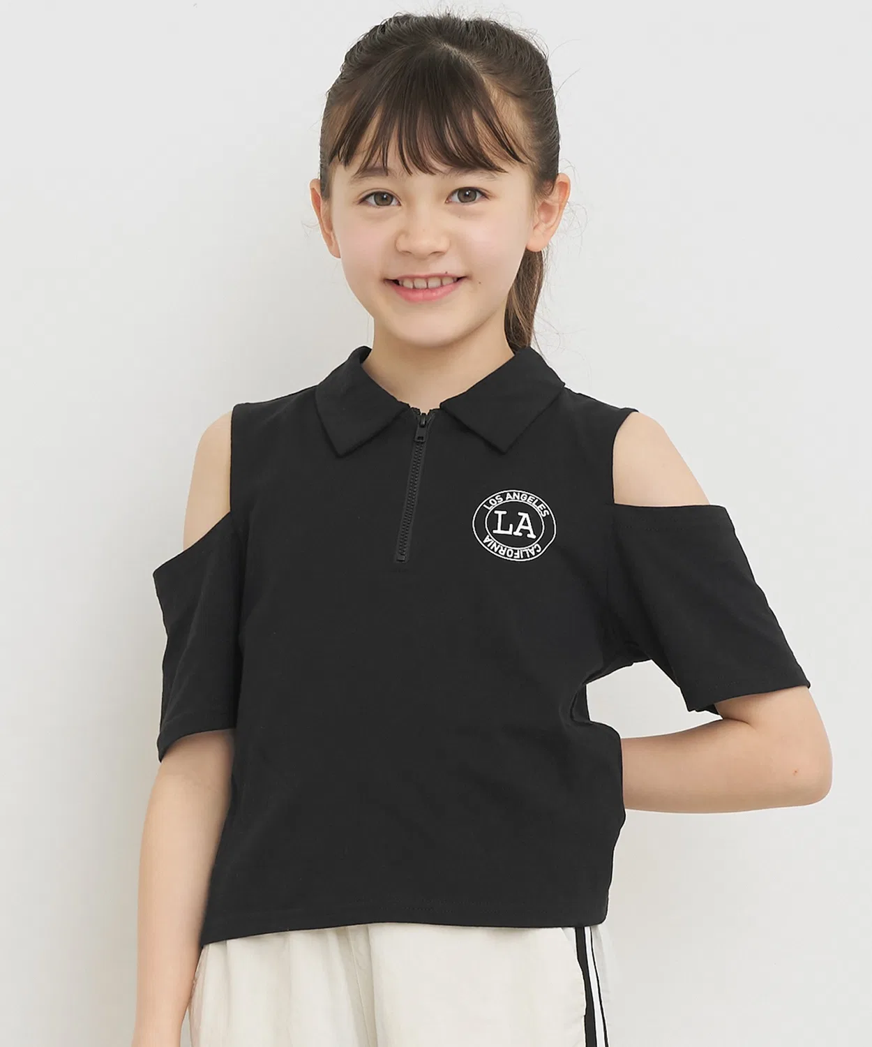 Coca(coca) Детская футболка с длинным рукавом модель Half Zip Shoulder, coca, Black