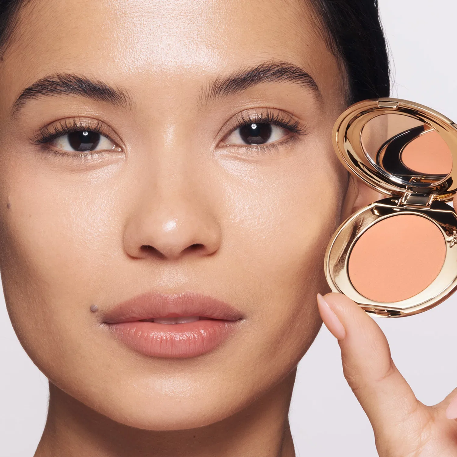 Консилер-корректор Magic Vanish Charlotte Tilbury, Tan — фото 2