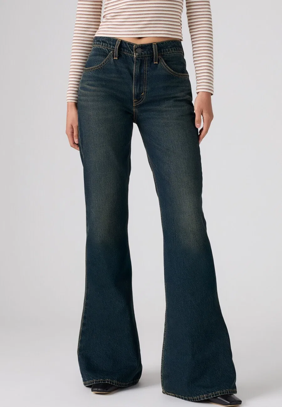 Джинсы-клеш LEVI'S 'PUDDLE SNAP FLARE' темно-синего цвета — фото 2
