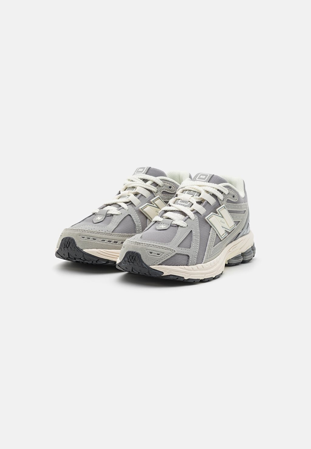 

Кроссовки на шнуровке 1906 UNISEX New Balance, серый