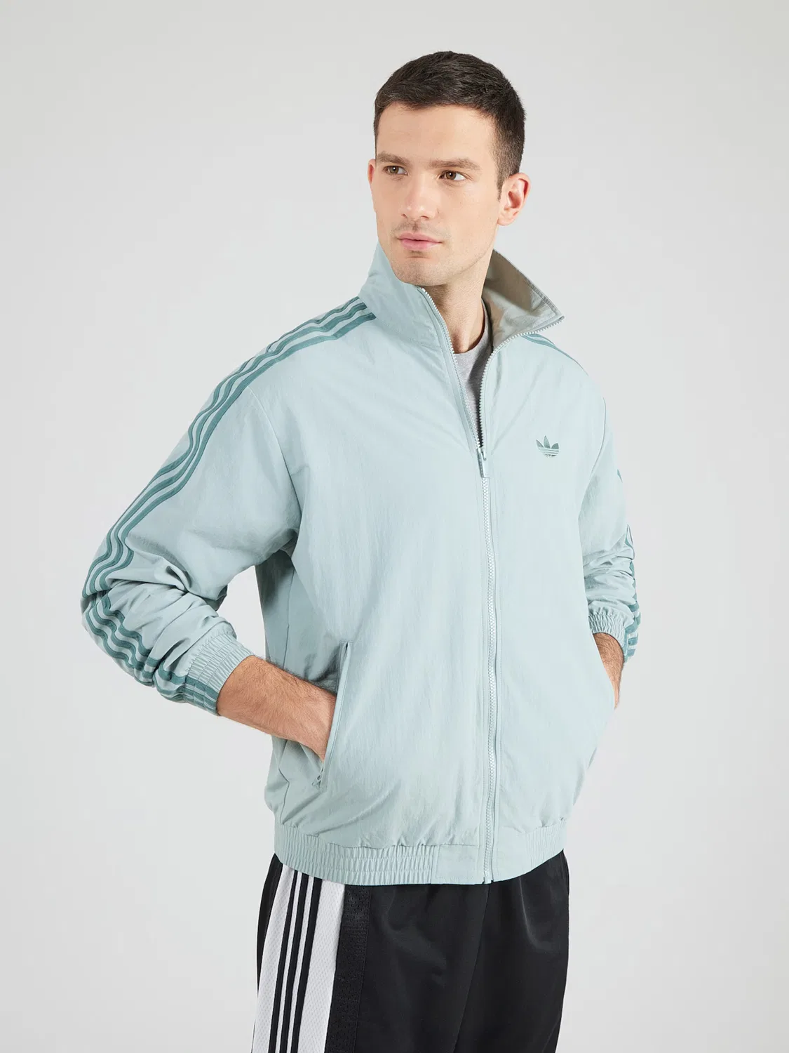 Куртка Adidas Originals Between-Season FIREBIRD мятного цвета — фото 3