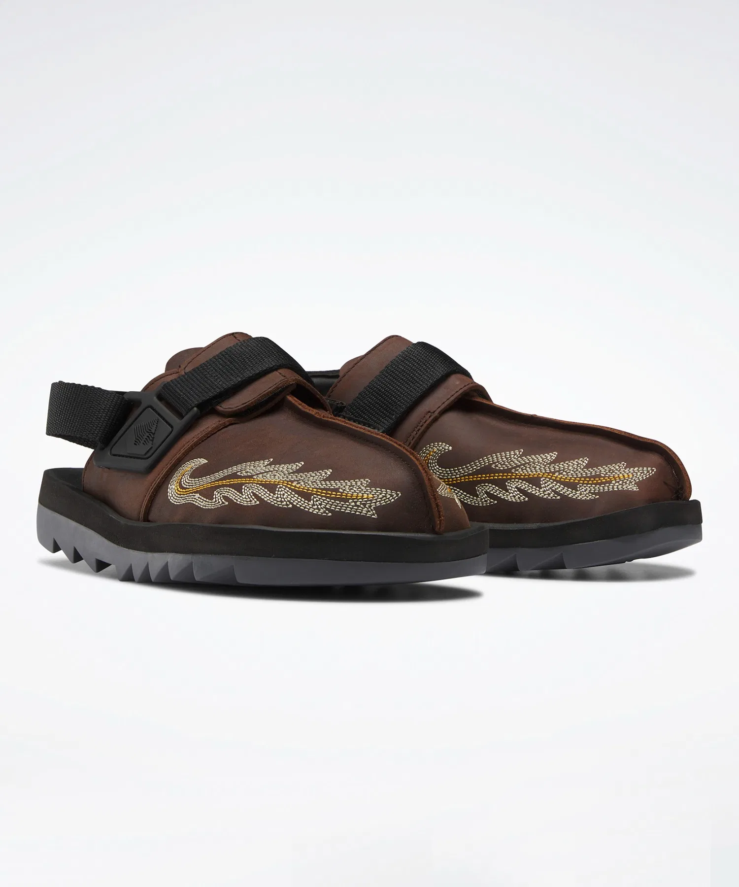 Мужские и женские сандалии Reebok x Mountain Research Beatnik Slides — фото 3