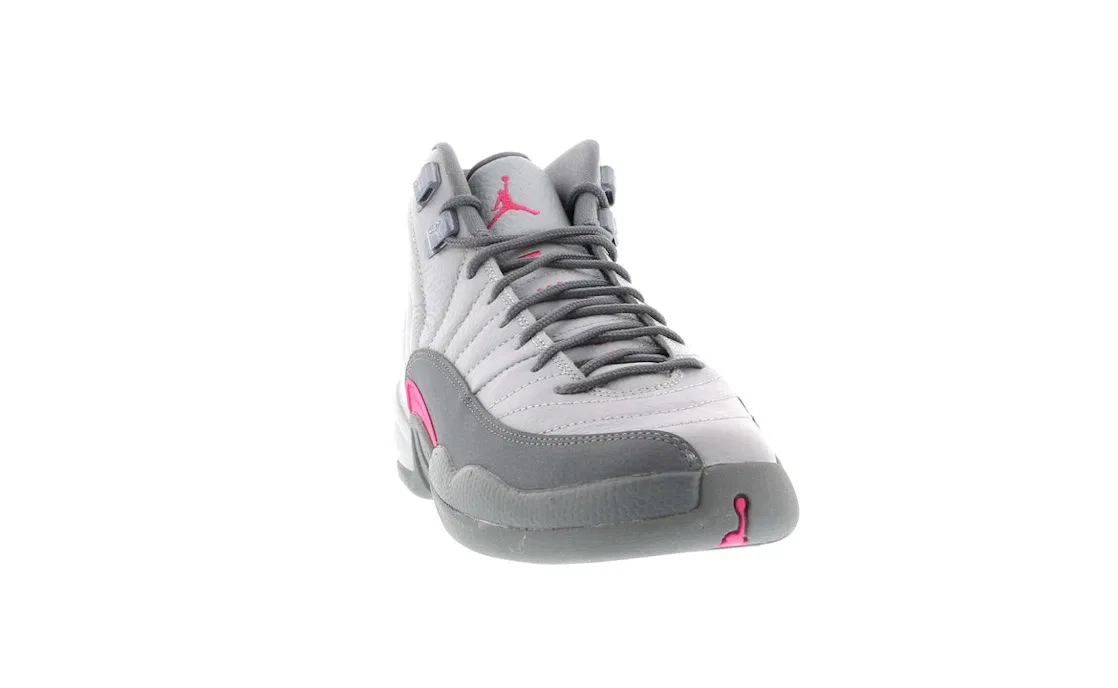 Детские кроссовки Lifestyle Jordan 12 Retro Jordan, Wolf Grey/Vivid Pink-Cool Grey — фото 2