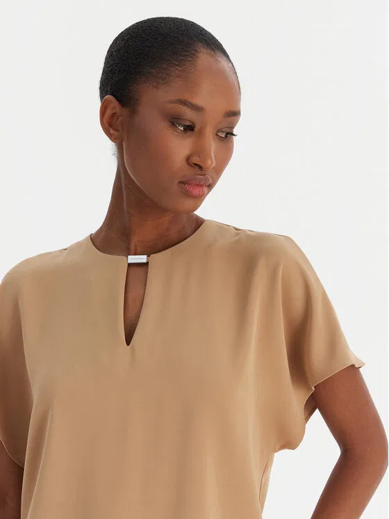 Блузка regular fit Calvin Klein, бежевый — фото 4