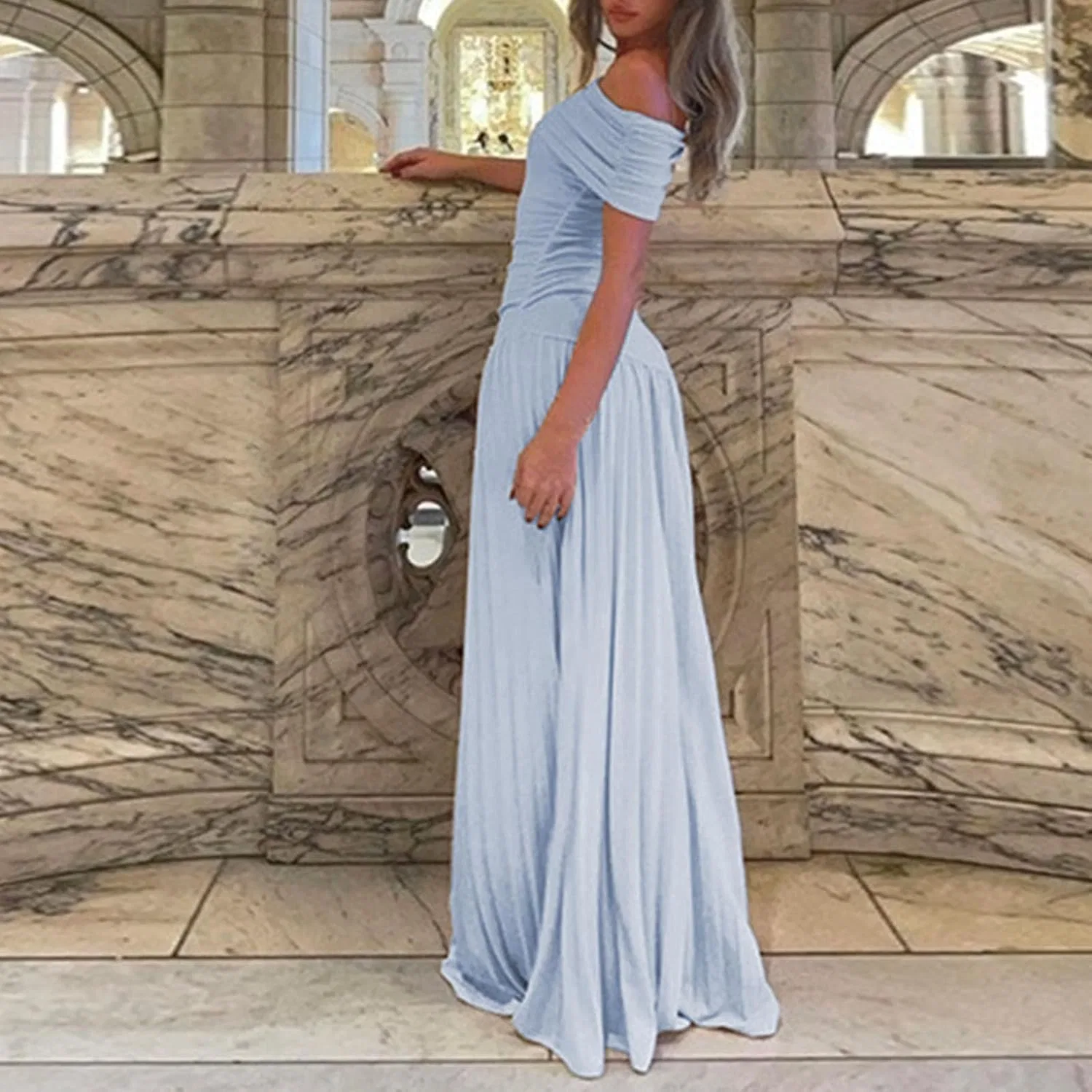 Женское макси-платье с открытыми плечами, Light Blue — фото 3