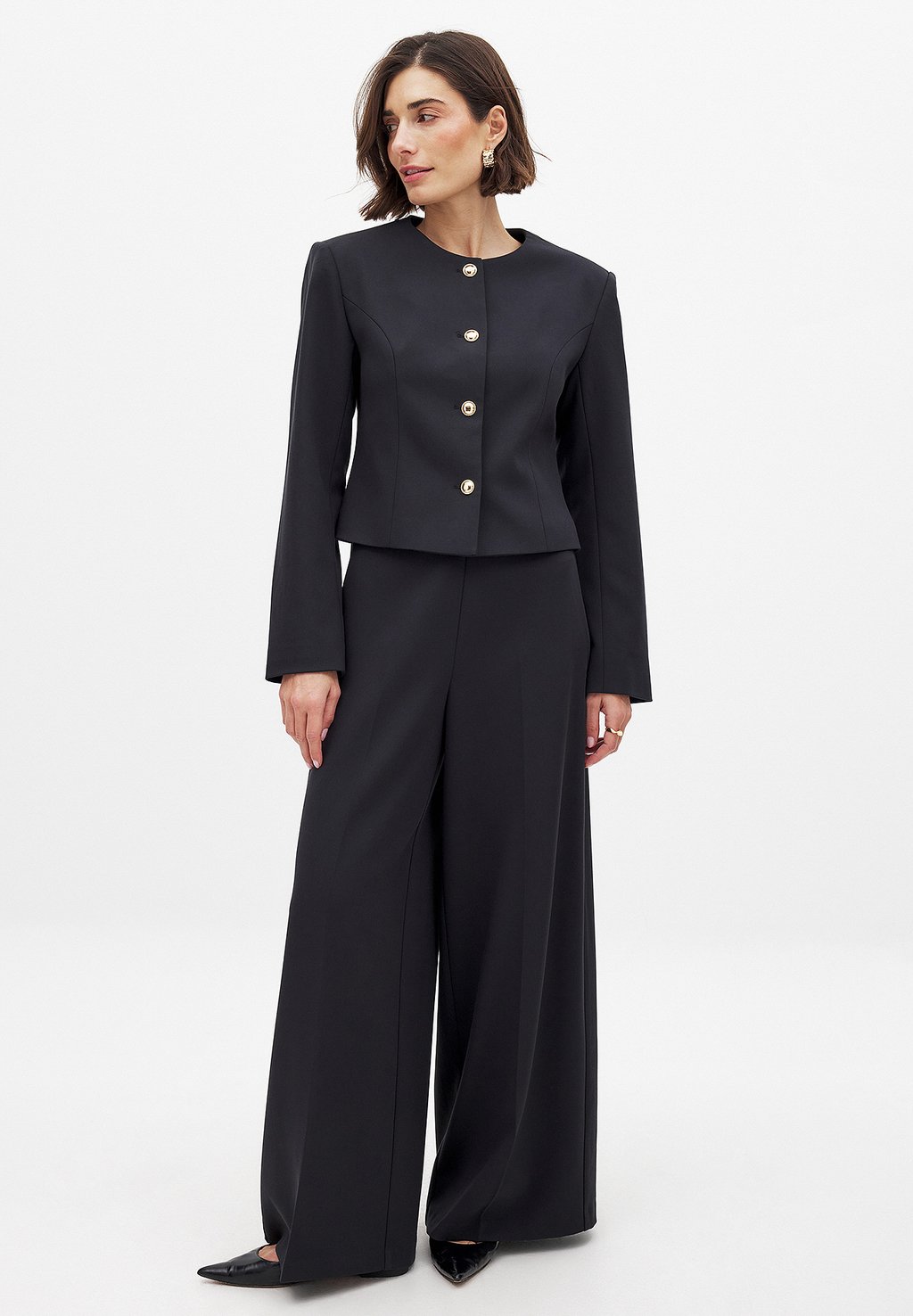 

Брюки WEITE MIT HOHER TAILLE NA-KD, черный