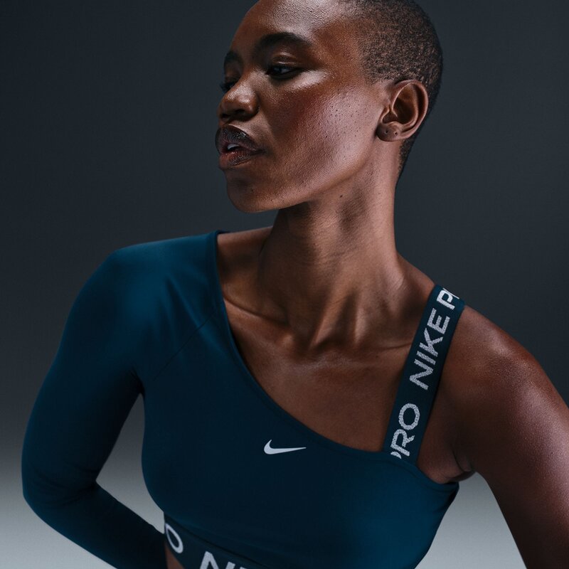 Рубашка Pro Shine Dri-Fit, асимметричный укороченный топ Nike, мультиколор — фото 4