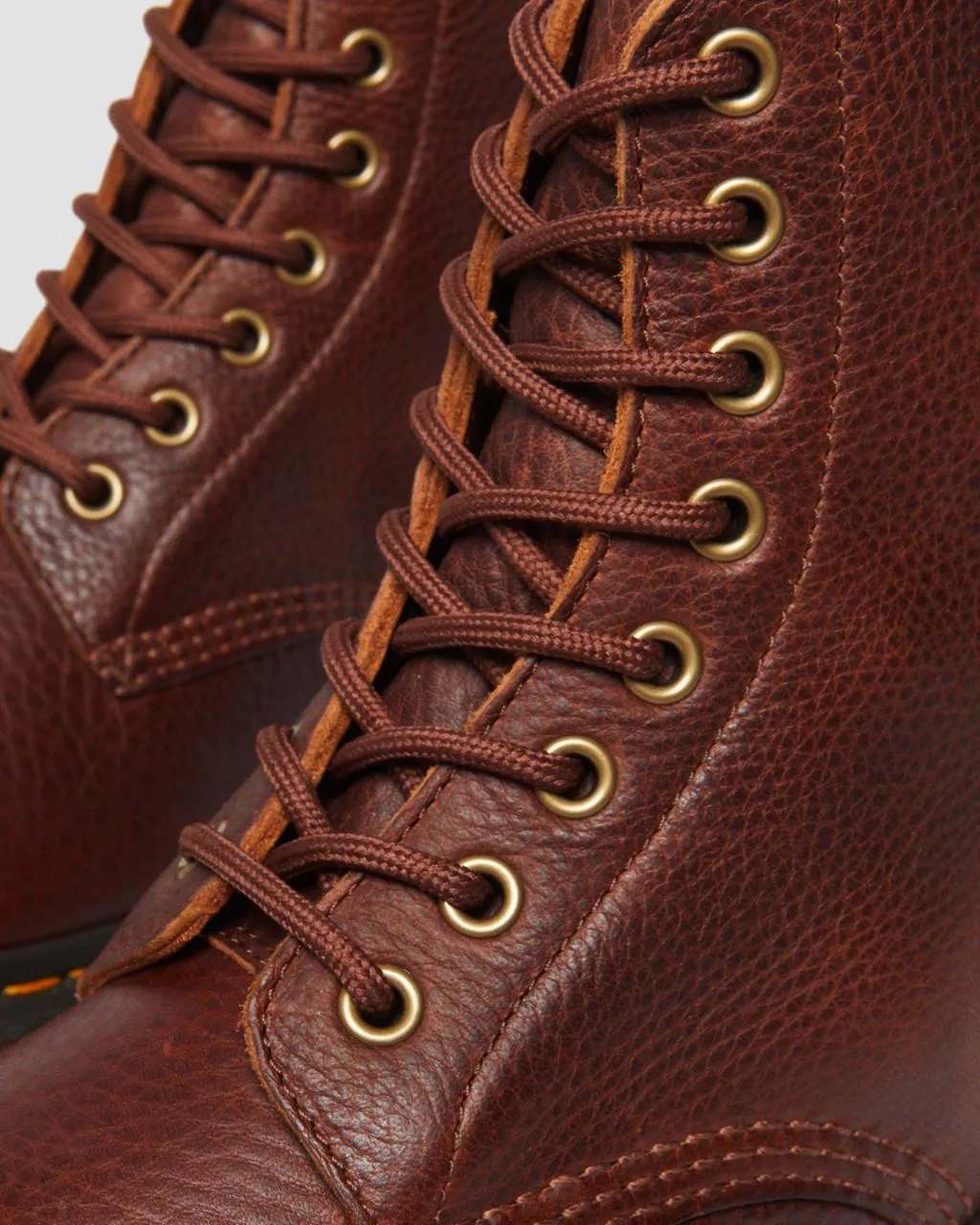 Ботинки кожаные Dr. Martens 1460 Ambassador на шнуровке, вишневый — фото 3