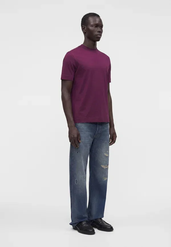 Футболка Emporio Armani, винный — фото 4